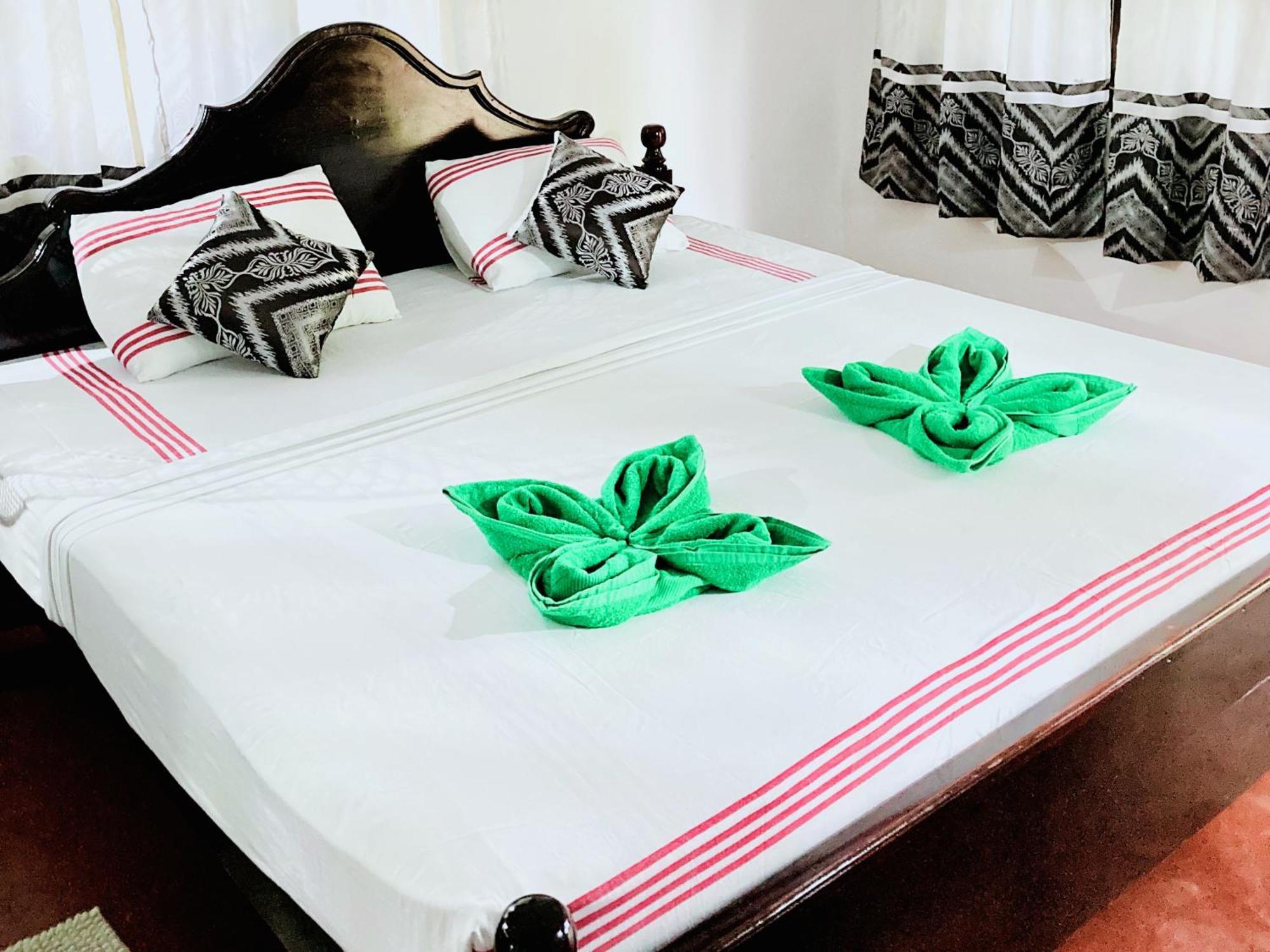 Meadow Cabanas Tangalle Exterior photo
